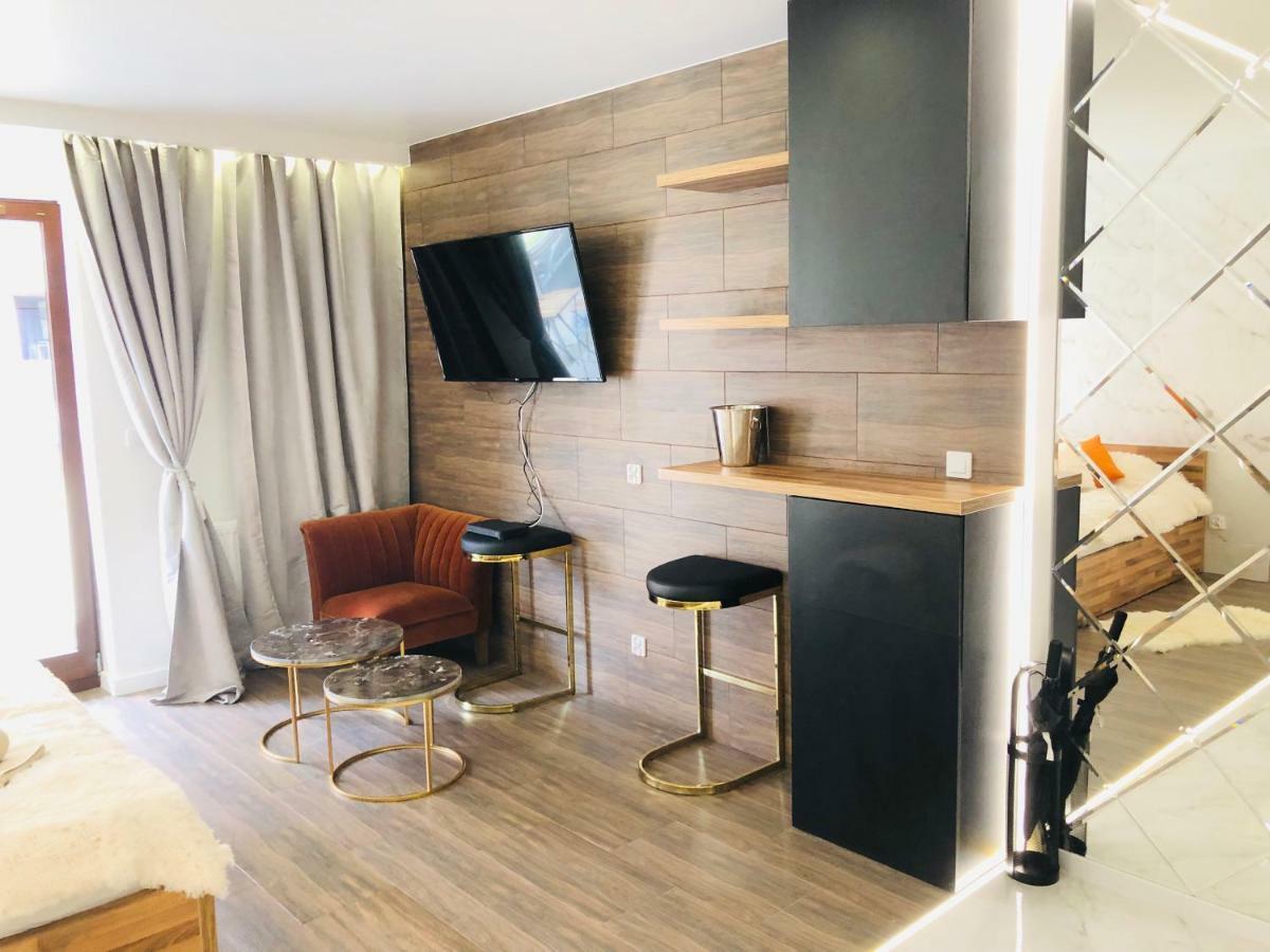 Lägenhet Yourapart Chmielna Park Exclusive Z Wanna Wolnostojaca Lub Jacuzzi *